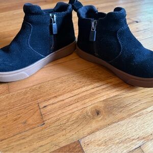 Ugg Hamden Black Ankle Boots